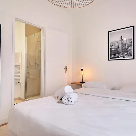 Montgolfier 5 - T2 With Garage In A - Appartement *